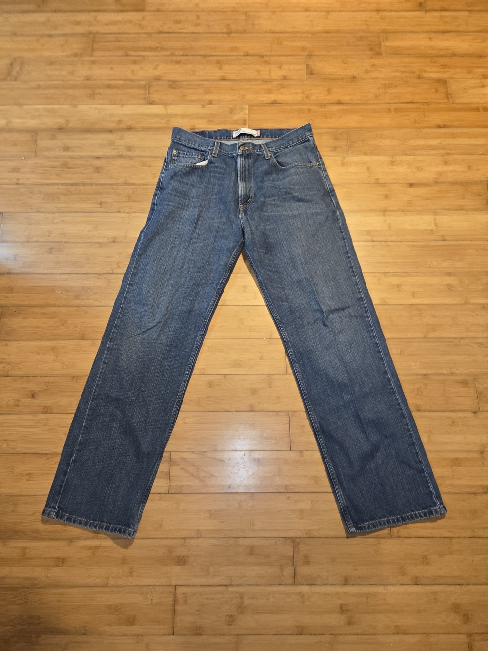 Vintage Levis 569 Jeans Mens 34x34 Blue Dark Loose Straight Leg Denim. No Tears